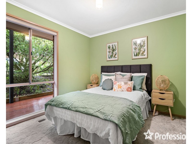 8 Seth Place, Mount Evelyn VIC 3796