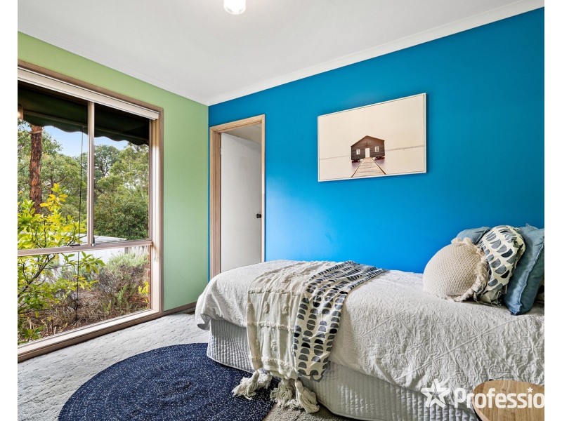 8 Seth Place, Mount Evelyn VIC 3796