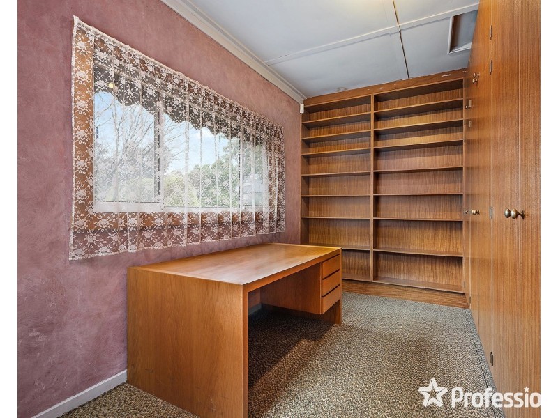 22 Stirling Road, Croydon VIC 3136