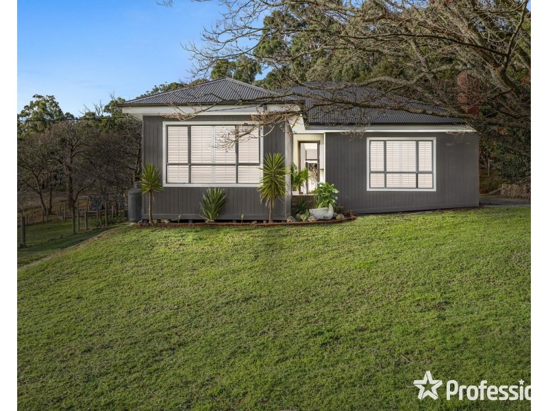60 Channel Road, Silvan VIC 3795
