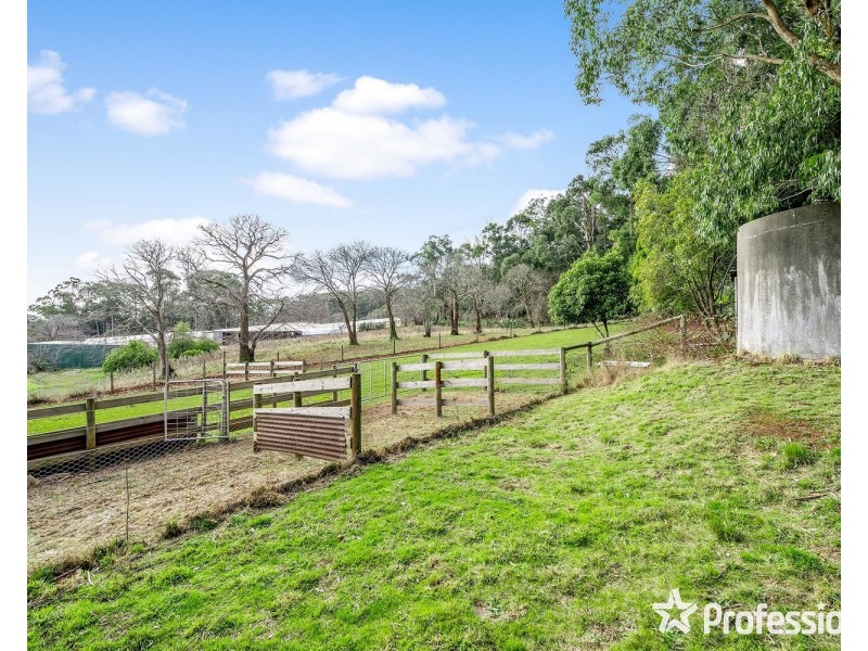 60 Channel Road, Silvan VIC 3795