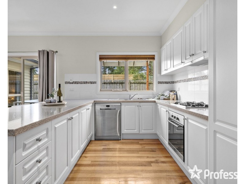 1/16 Wedderburn Crescent, Mount Evelyn VIC 3796