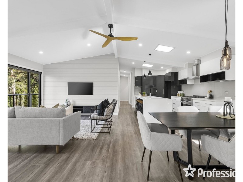 55 Falkingham Road, Mount Evelyn VIC 3796