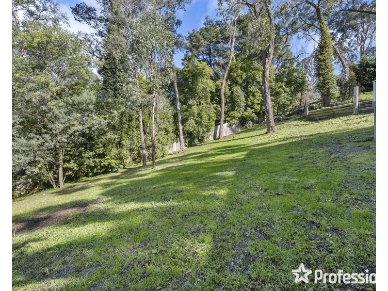 55 Falkingham Road, Mount Evelyn VIC 3796