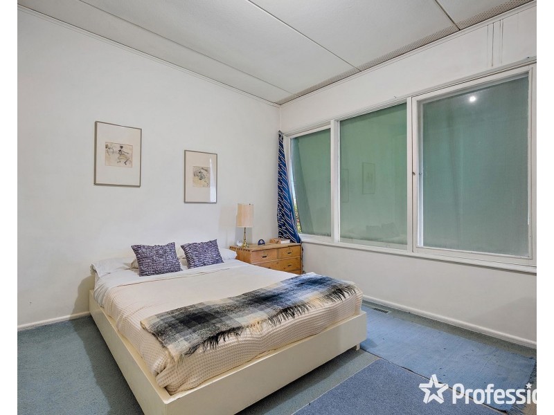 8 Irvine Street, Mount Evelyn VIC 3796