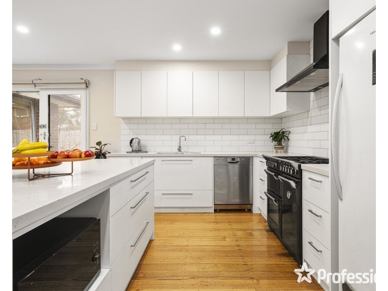 14 Huntingdale Drive, Chirnside Park VIC 3116