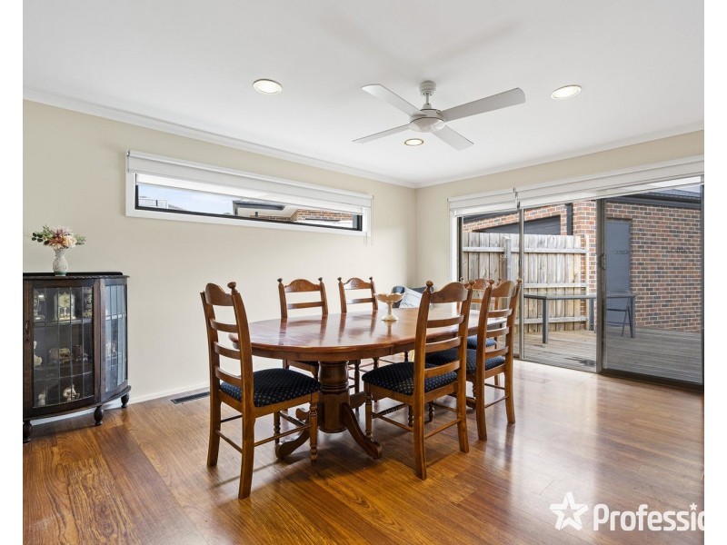 14 Huntingdale Drive, Chirnside Park VIC 3116