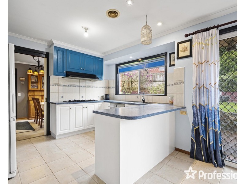 15 Michael Lane, Mount Evelyn VIC 3796