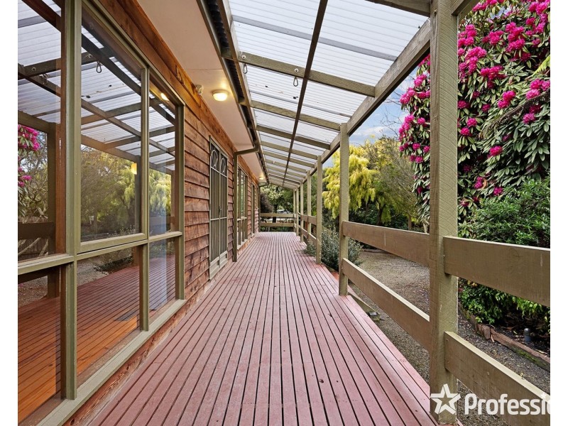 14a Fernhill Road, Mount Evelyn VIC 3796
