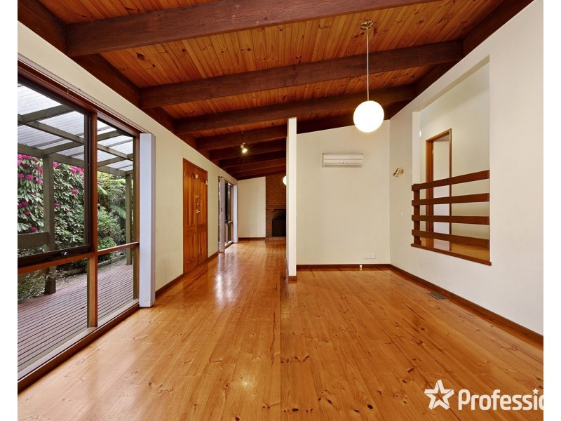 14a Fernhill Road, Mount Evelyn VIC 3796