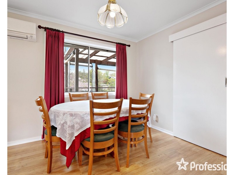 6 Fernhill Road, Mount Evelyn VIC 3796