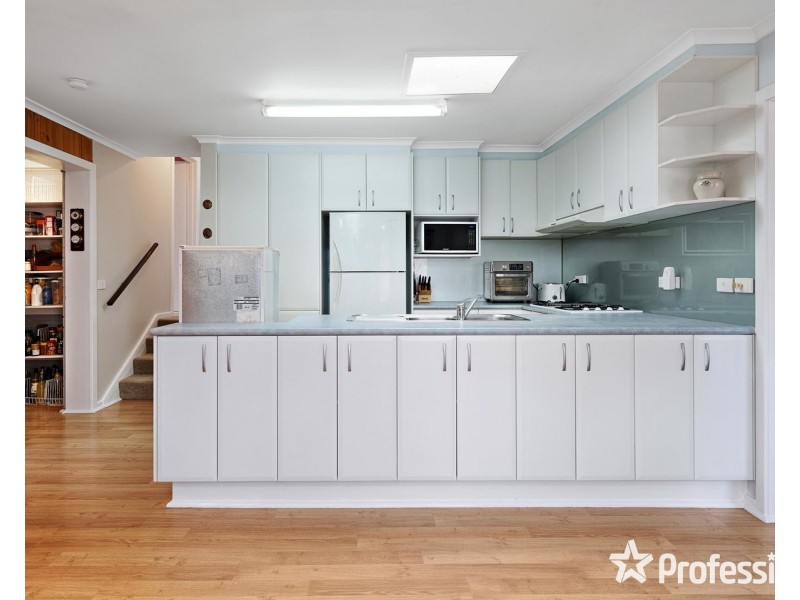 6 Fernhill Road, Mount Evelyn VIC 3796