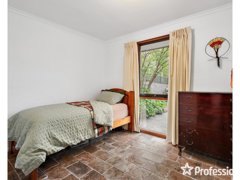 86 Johns Crescent, Mount Evelyn VIC 3796