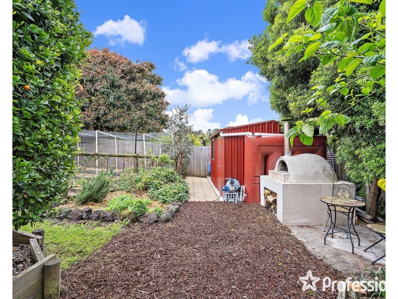 86 Johns Crescent, Mount Evelyn VIC 3796