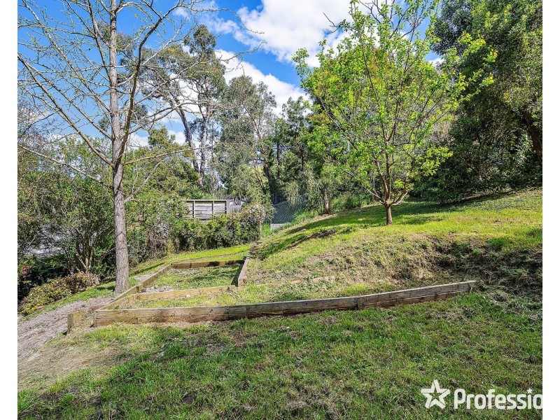132 Quinn Crescent, Mount Evelyn VIC 3796