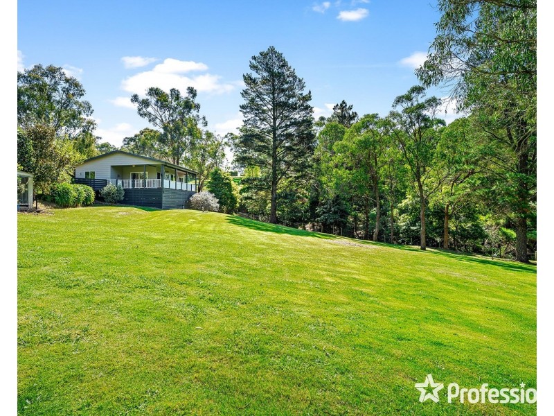 515 Beenak Road, Seville VIC 3139
