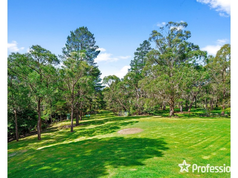 515 Beenak Road, Seville VIC 3139