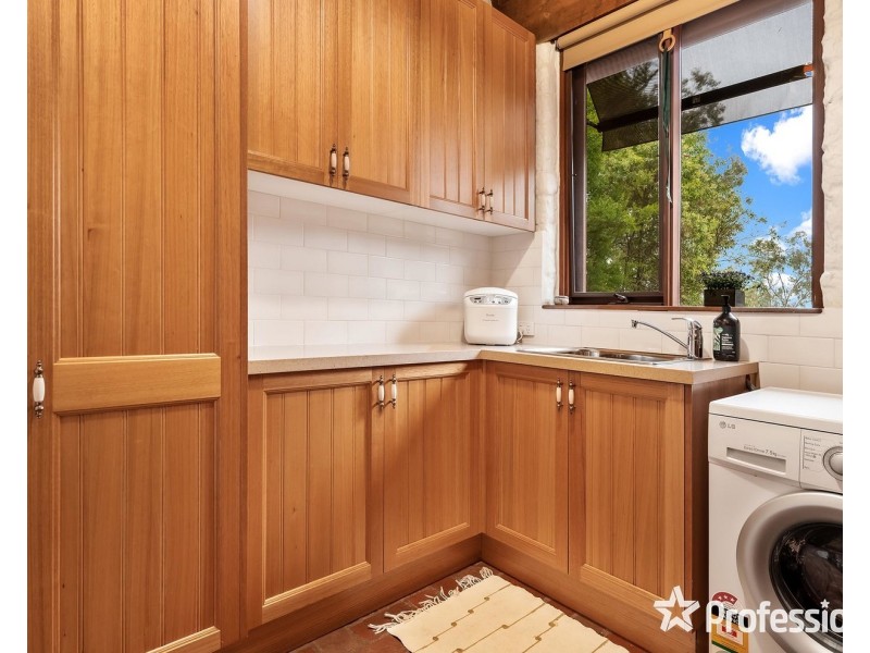 5 Davey Road, Mount Evelyn VIC 3796