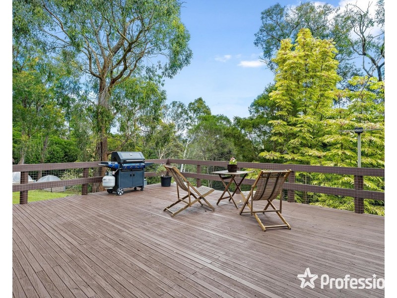 5 Davey Road, Mount Evelyn VIC 3796