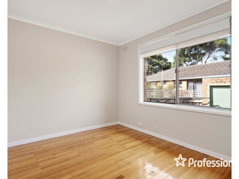 1/33-35 Bayswater Road, Croydon VIC 3136