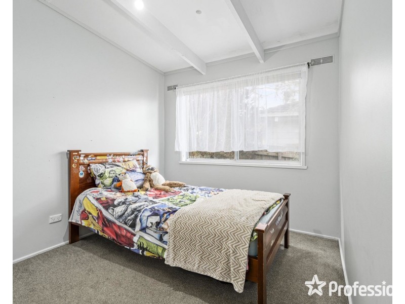 16 Russell Street, Mount Evelyn VIC 3796