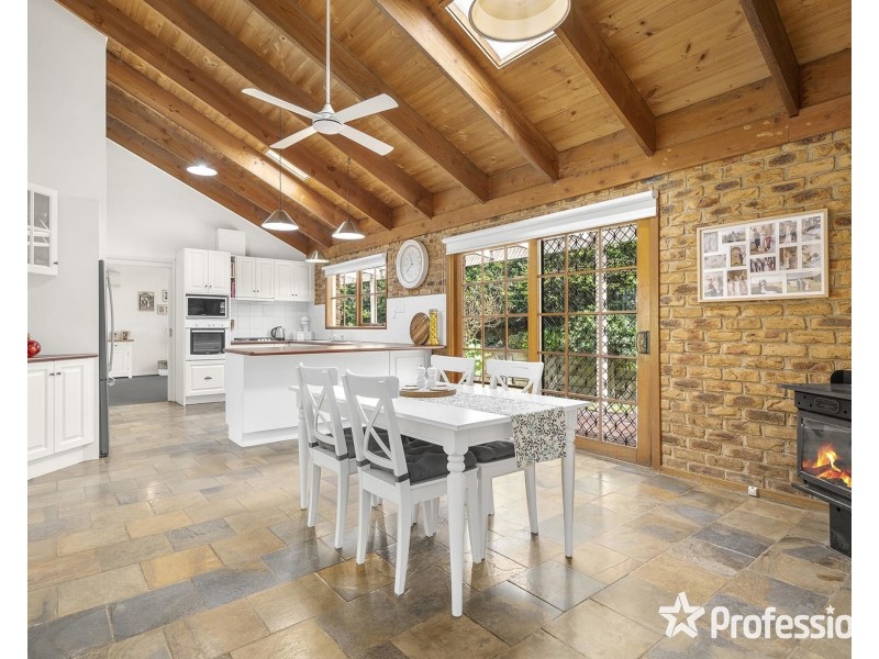 510 Victoria Road, Seville VIC 3139