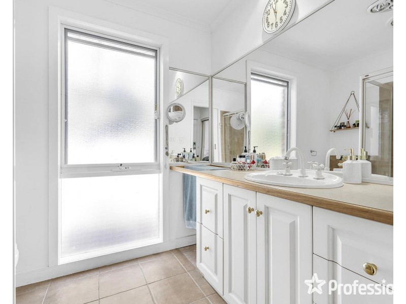 510 Victoria Road, Seville VIC 3139