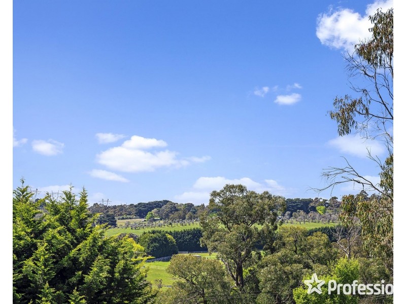 510 Victoria Road, Seville VIC 3139