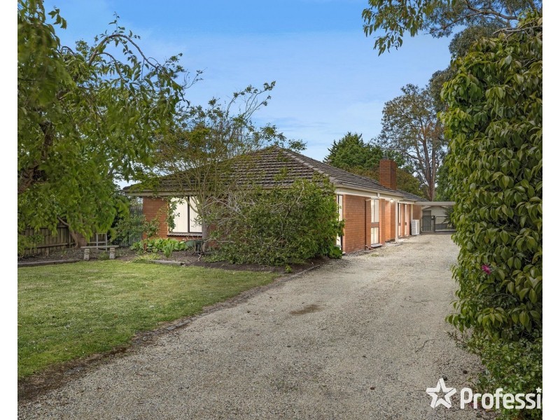6 Bourke Street, Mount Evelyn VIC 3796