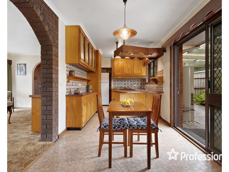 6 Bourke Street, Mount Evelyn VIC 3796