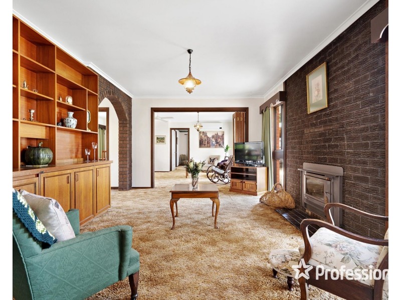 6 Bourke Street, Mount Evelyn VIC 3796