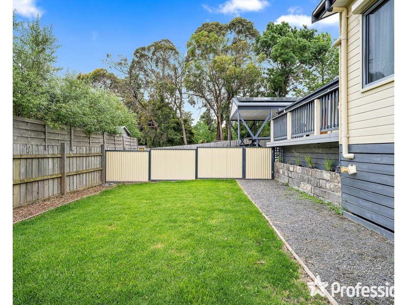 28A Stubbs Avenue, Mount Evelyn VIC 3796