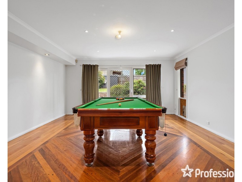 21 Wellington Road, Wandin North VIC 3139