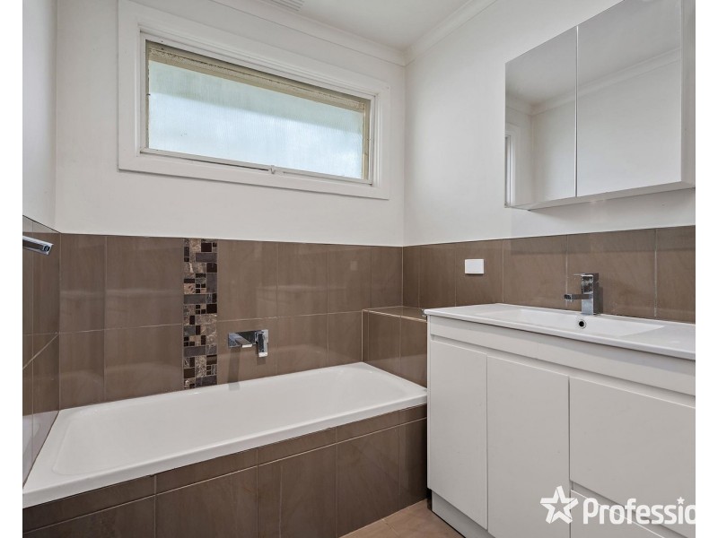 9 Queens Road, Silvan VIC 3795