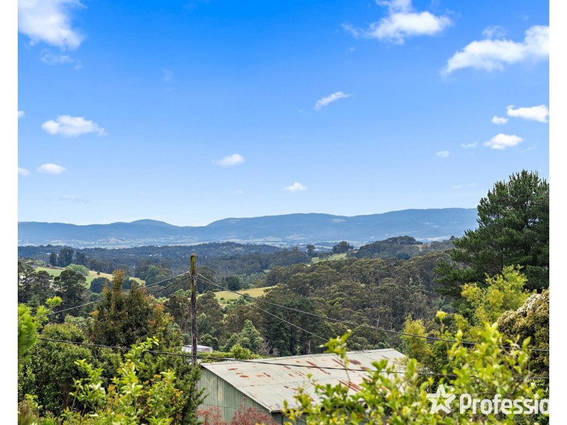9 Queens Road, Silvan VIC 3795