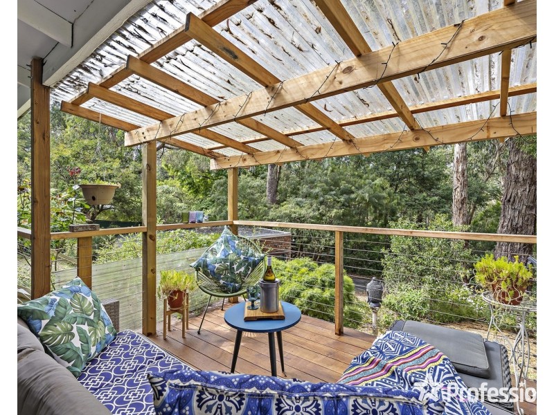 17 Reserves Road, Mount Evelyn VIC 3796