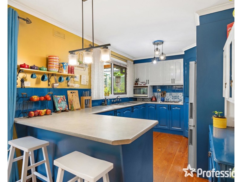 17 Reserves Road, Mount Evelyn VIC 3796