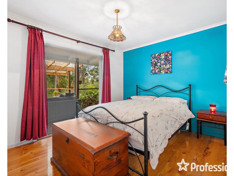 17 Reserves Road, Mount Evelyn VIC 3796