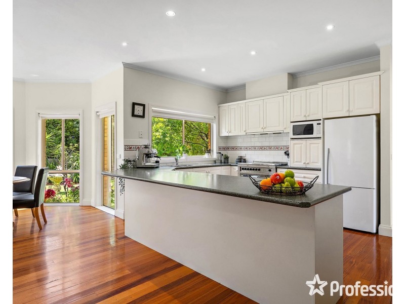 11 Fernhill Road, Mount Evelyn VIC 3796