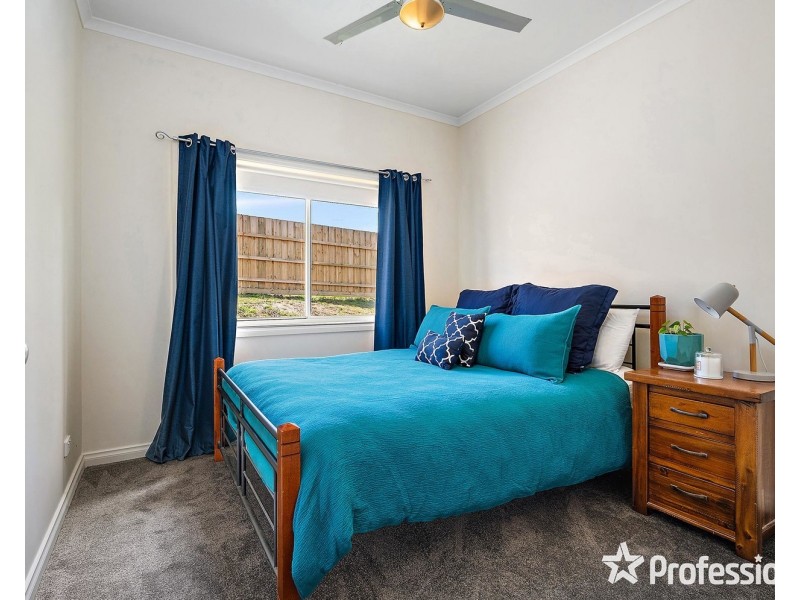 11 Fernhill Road, Mount Evelyn VIC 3796