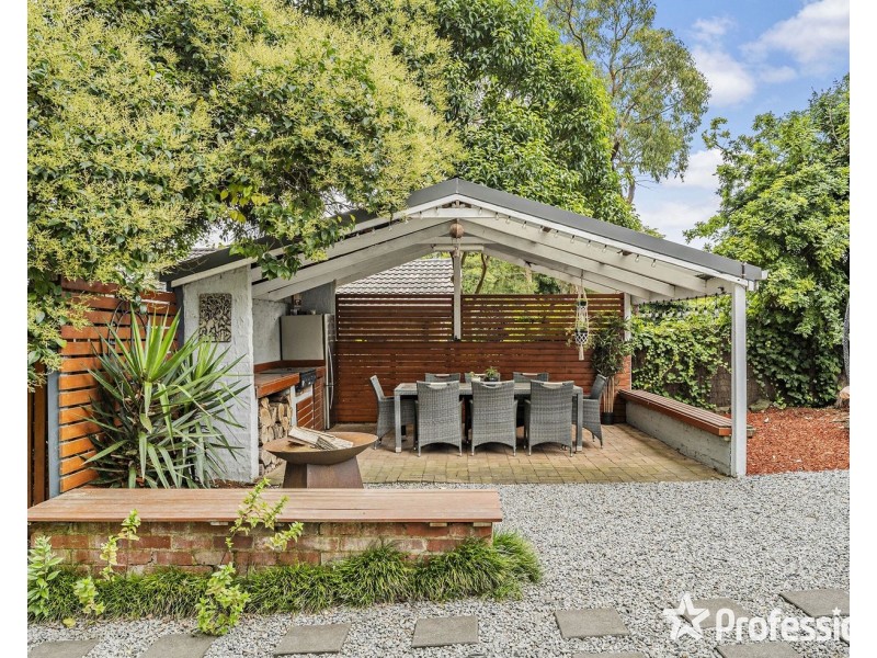 33 Bailey Road, Mount Evelyn VIC 3796