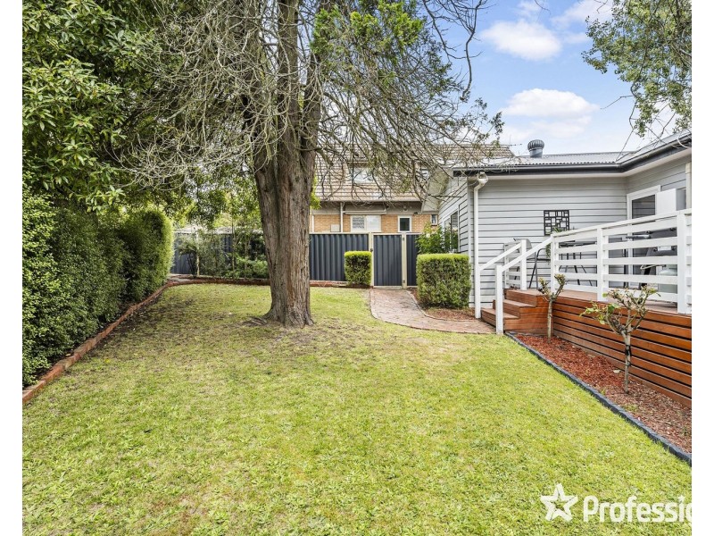 33 Bailey Road, Mount Evelyn VIC 3796