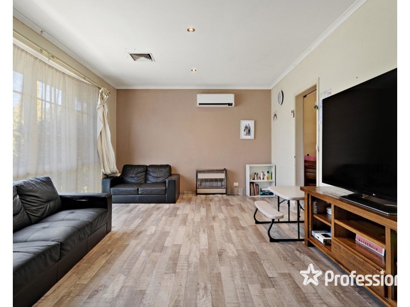 3/102-108 Croydon Road, Croydon VIC 3136