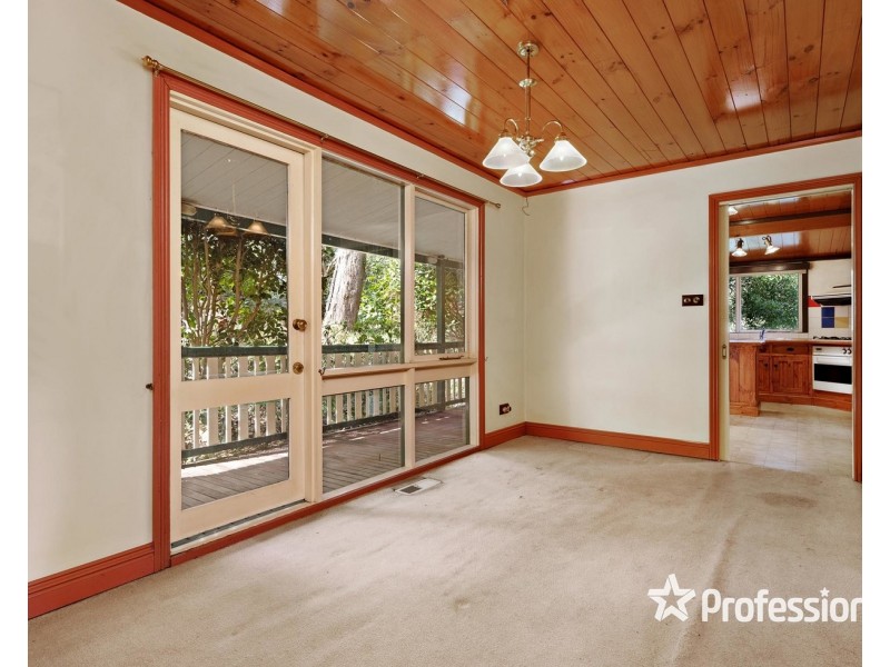 73 Quinn Crescent, Mount Evelyn VIC 3796