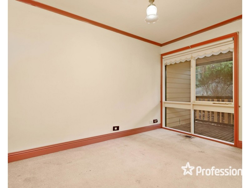 73 Quinn Crescent, Mount Evelyn VIC 3796