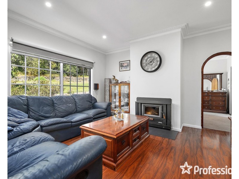 250 Warburton Highway, Wandin North VIC 3139