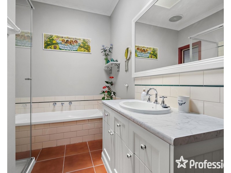 4 Liquidambar Lane, Mount Evelyn VIC 3796