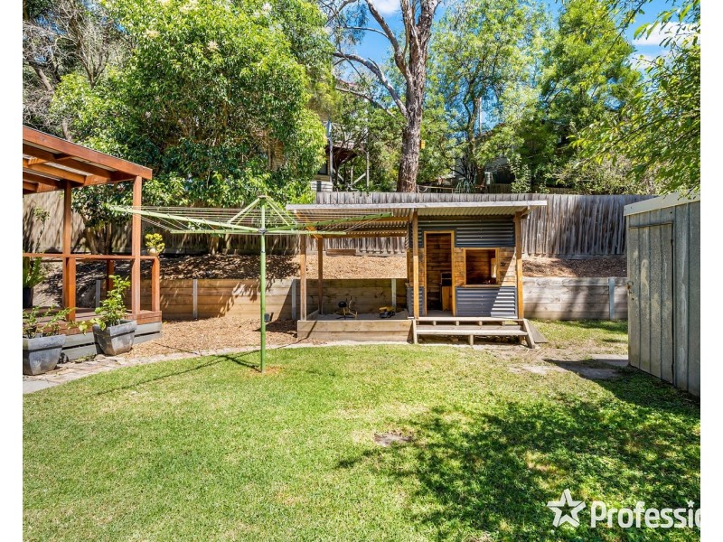 4 Currajong Avenue, Mount Evelyn VIC 3796