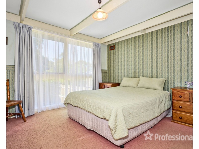 7 Jubilee Road, Montrose VIC 3765