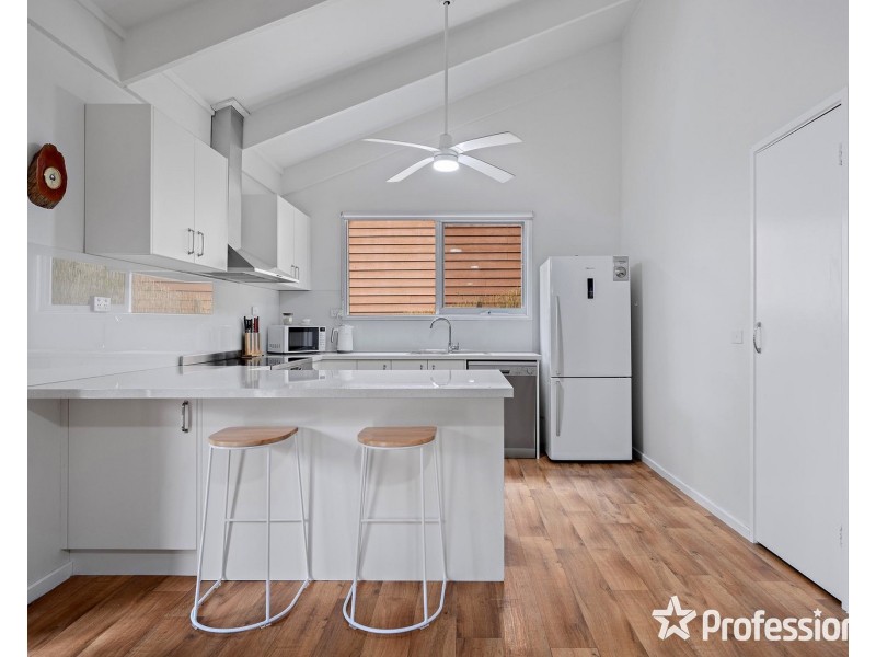 93 Commercial Road, Mount Evelyn VIC 3796